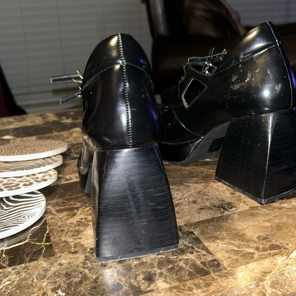 Jeffrey Campbell black Corgi 3.5” platform style Mary jane heels - Picture 3 of 7